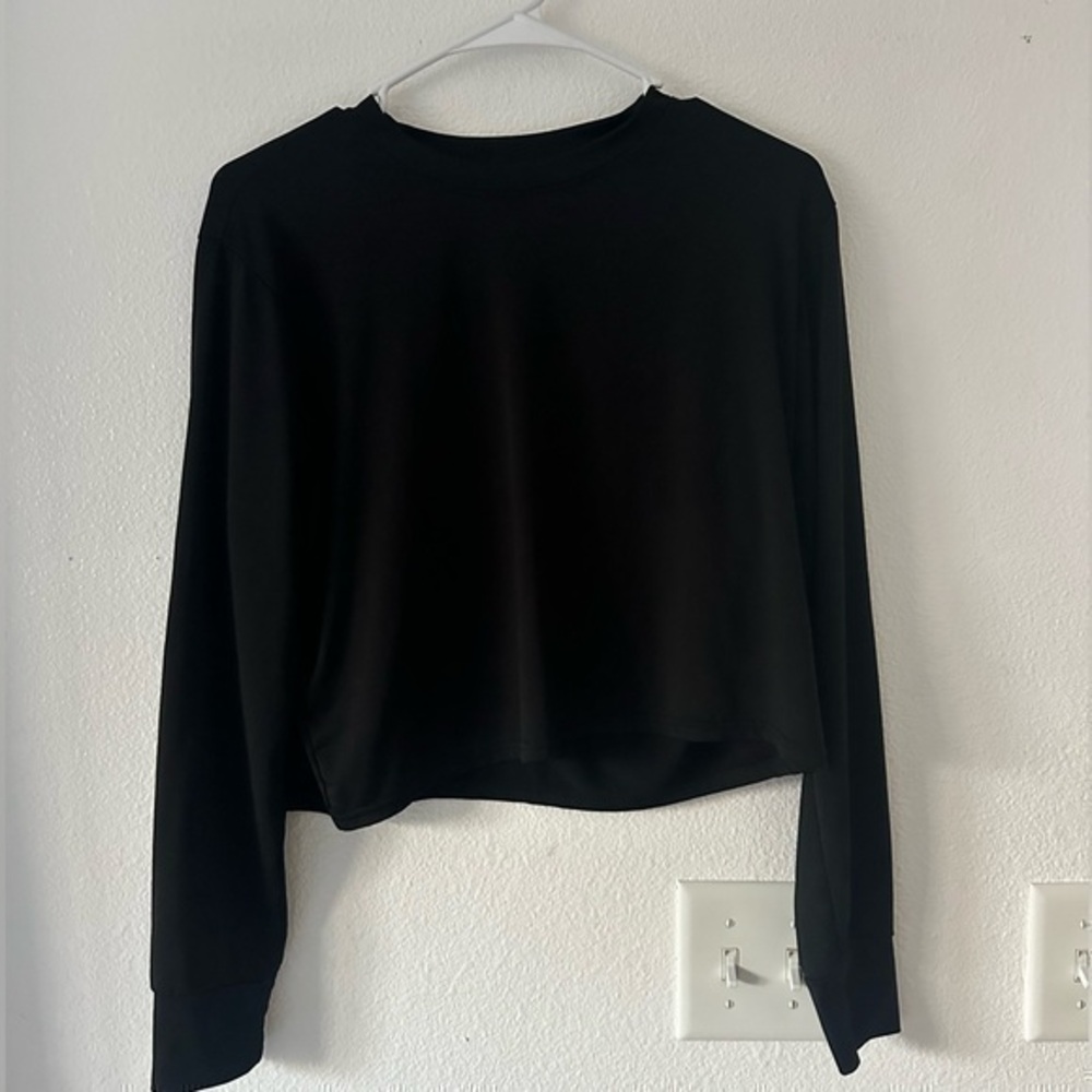 Realessentials Running Top Relaxed Fit Black Long Sleeve Activewear Tee Size M